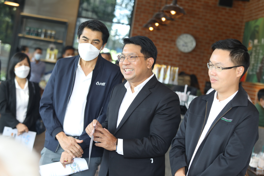 Energy Committees H2 Refueling Station Visiting