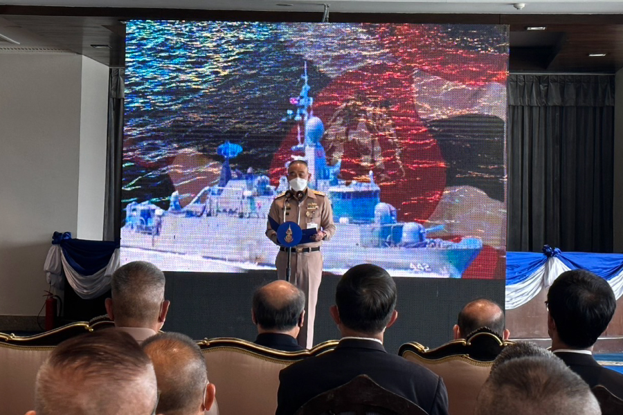 มอบเงินช่วยเหลือ-เรือรบหลวงสุโขทัยอับปาง